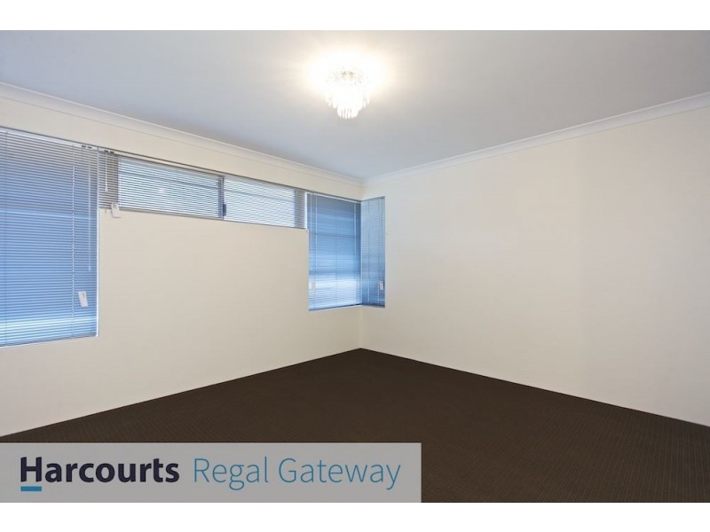 6 Ealing Road, Wellard WA 6170