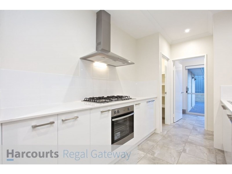 6 Ealing Road, Wellard WA 6170
