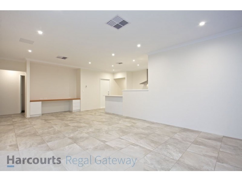 6 Ealing Road, Wellard WA 6170