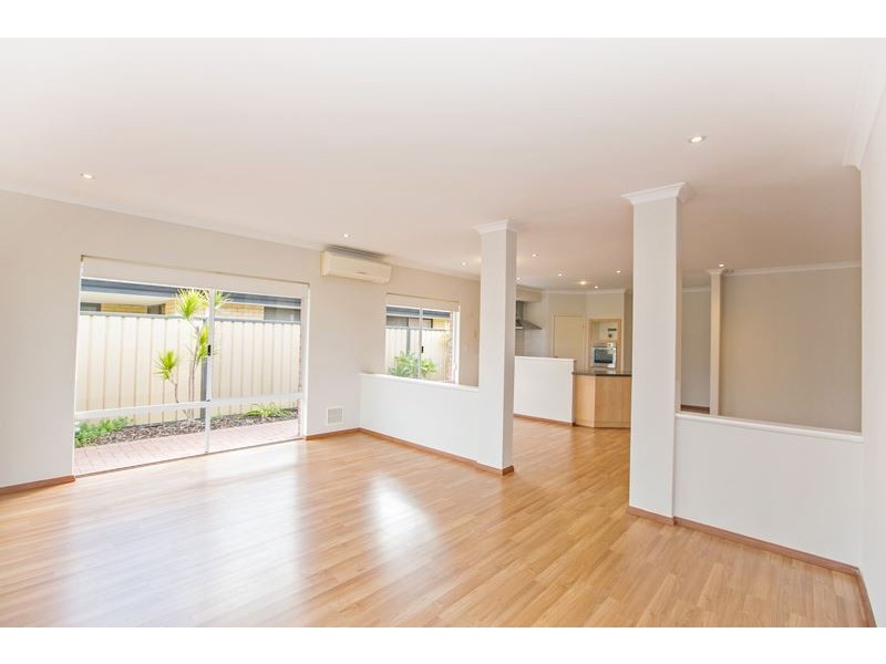 12 Caterpiller Drive, Success WA 6164