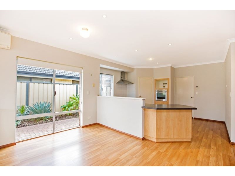 12 Caterpiller Drive, Success WA 6164