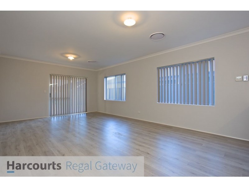 5 Mariala Way, Wandi WA 6167