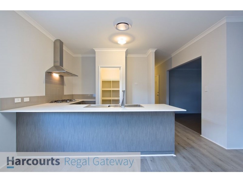 5 Mariala Way, Wandi WA 6167