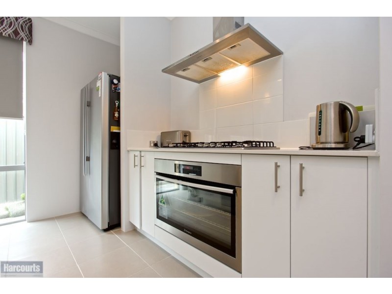 11 Leopold Road, Harrisdale WA 6112