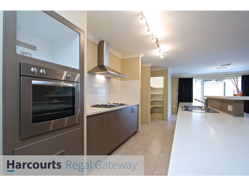 26 Halcyon Way, Atwell WA 6164