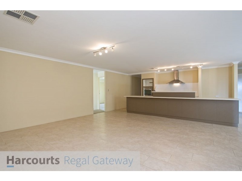 26 Halcyon Way, Atwell WA 6164