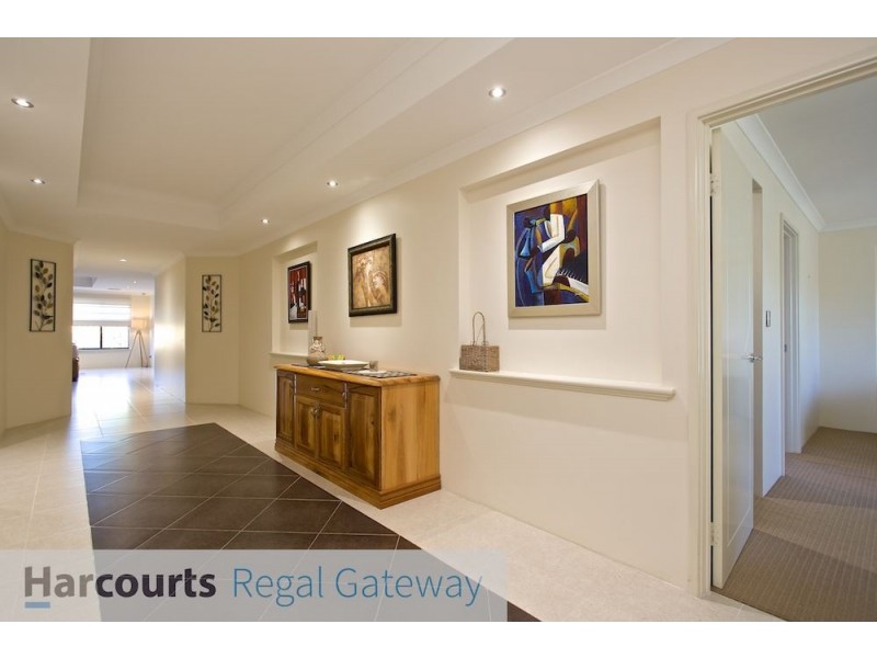 45 Aurora Drive, Atwell WA 6164
