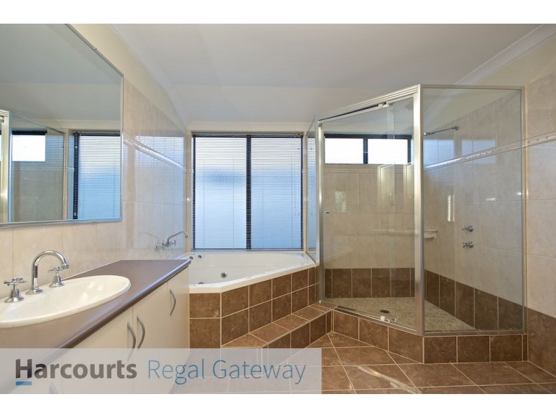 45 Aurora Drive, Atwell WA 6164