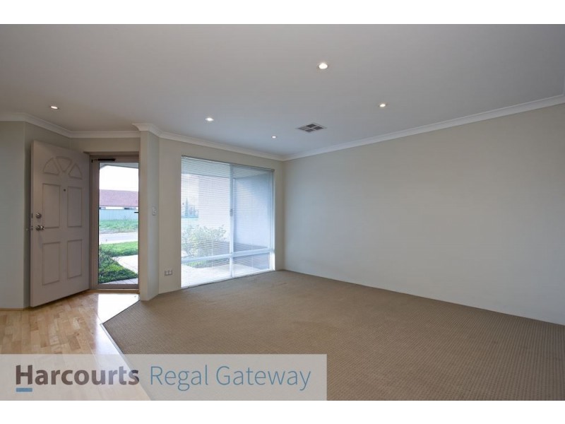 14 Blue Mountain Cct, Aubin Grove WA 6164