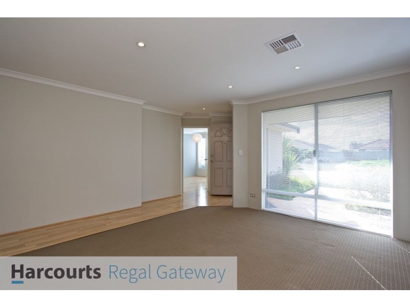 14 Blue Mountain Cct, Aubin Grove WA 6164