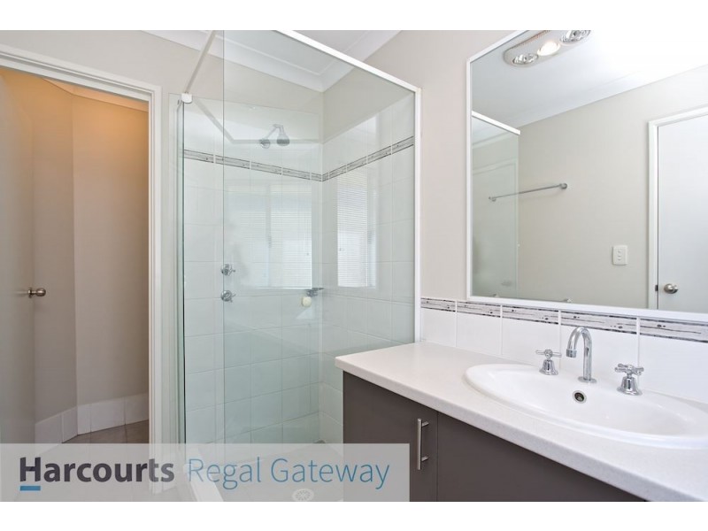 14 Blue Mountain Cct, Aubin Grove WA 6164