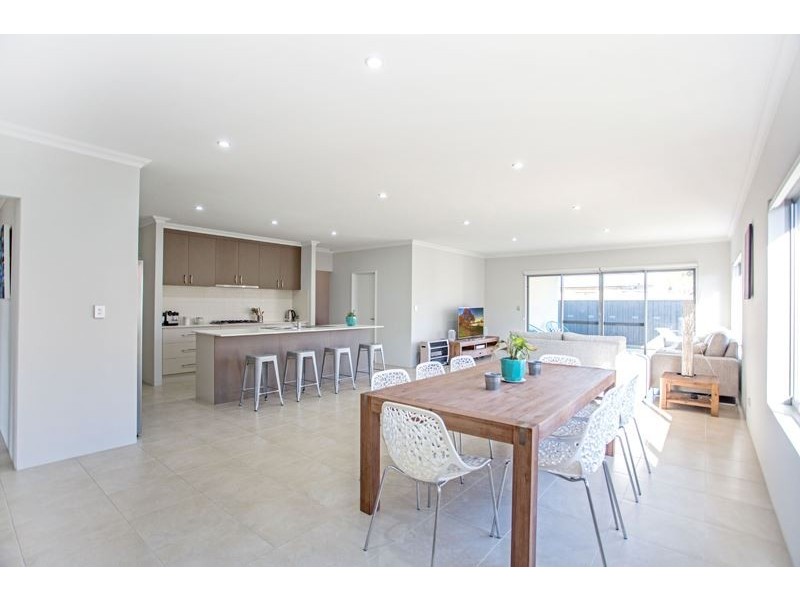 13 Poso Place, Atwell WA 6164