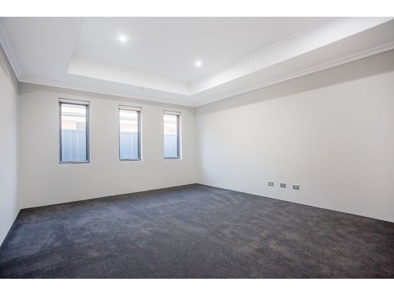 13 Poso Place, Atwell WA 6164