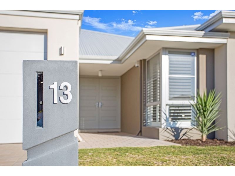 13 Poso Place, Atwell WA 6164
