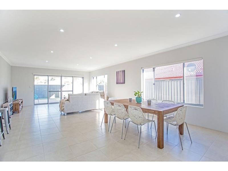 13 Poso Place, Atwell WA 6164