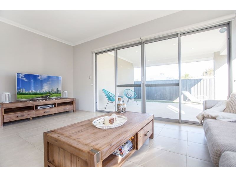 13 Poso Place, Atwell WA 6164