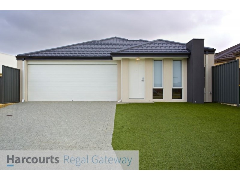36a Berkshire Approach, Piara Waters WA 6112