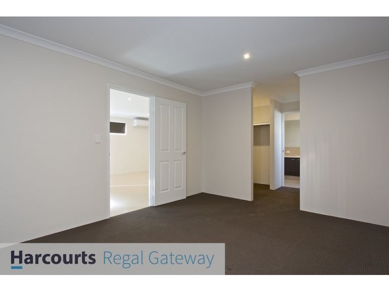 36a Berkshire Approach, Piara Waters WA 6112