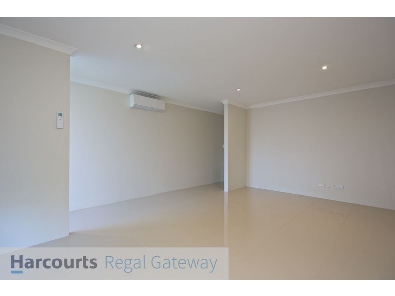 36a Berkshire Approach, Piara Waters WA 6112