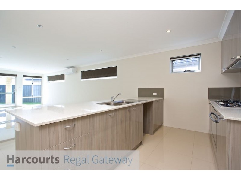 36a Berkshire Approach, Piara Waters WA 6112