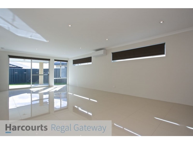 36a Berkshire Approach, Piara Waters WA 6112