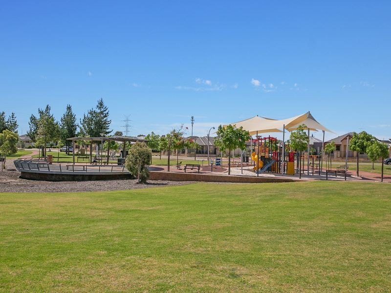 4 Aleppo Street, Aubin Grove WA 6164