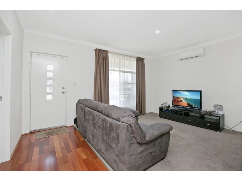 4 Aleppo Street, Aubin Grove WA 6164
