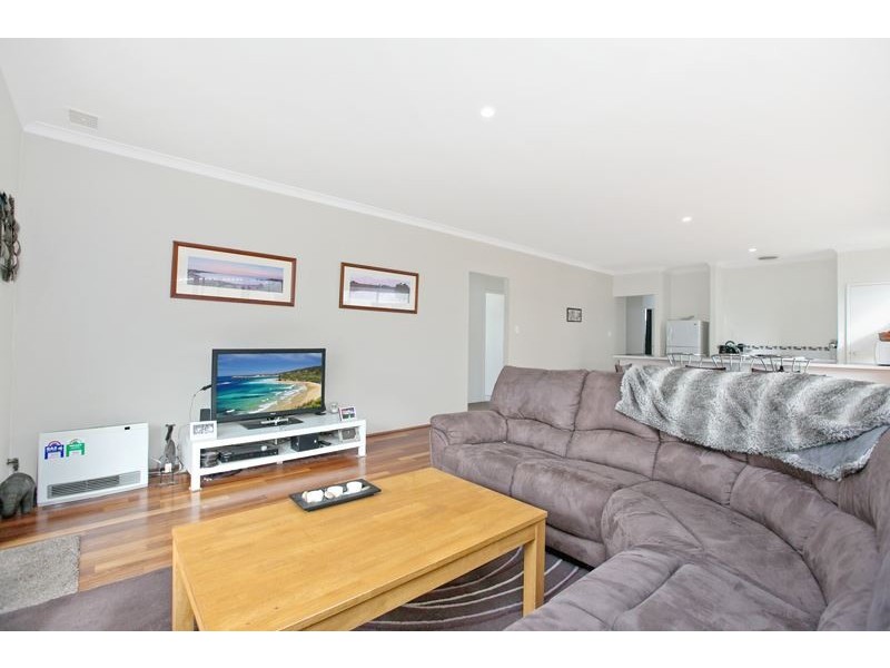 4 Aleppo Street, Aubin Grove WA 6164