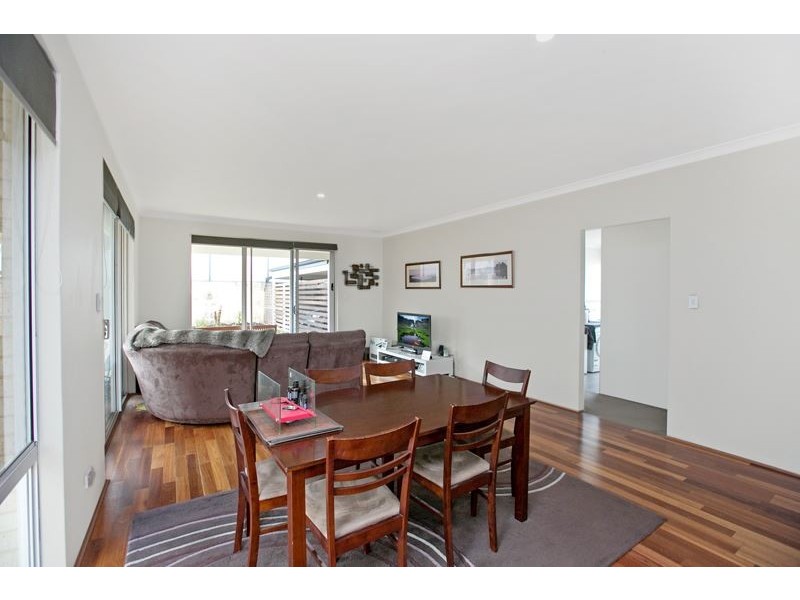 4 Aleppo Street, Aubin Grove WA 6164