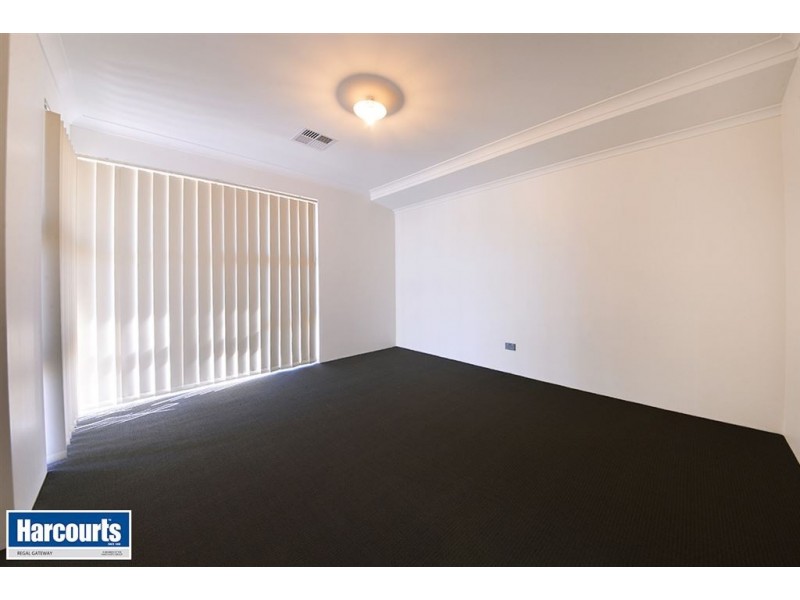 81 Litchfield Circle, Wandi WA 6167