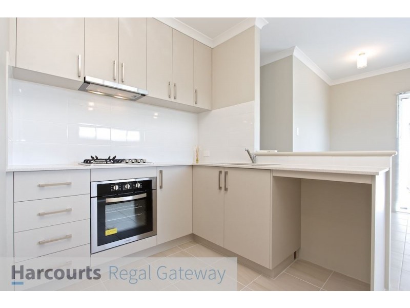 2b Geikie Glade, Wandi WA 6167