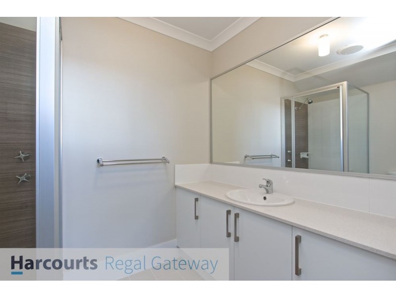 2b Geikie Glade, Wandi WA 6167