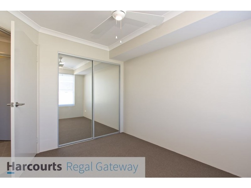 2b Geikie Glade, Wandi WA 6167