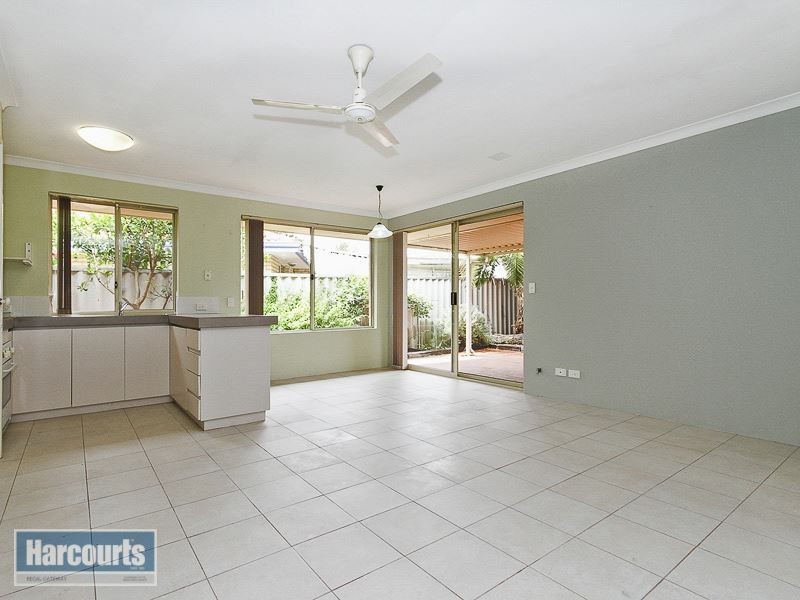 203b Corinthian Road East, Riverton WA 6148