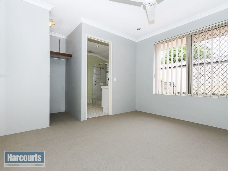 203b Corinthian Road East, Riverton WA 6148