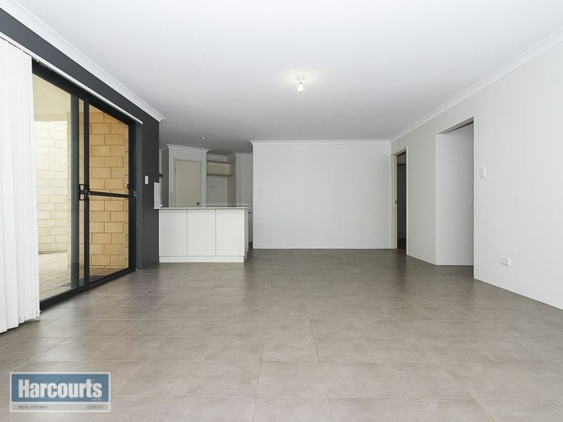 21 Lakey Street, Southern River WA 6110