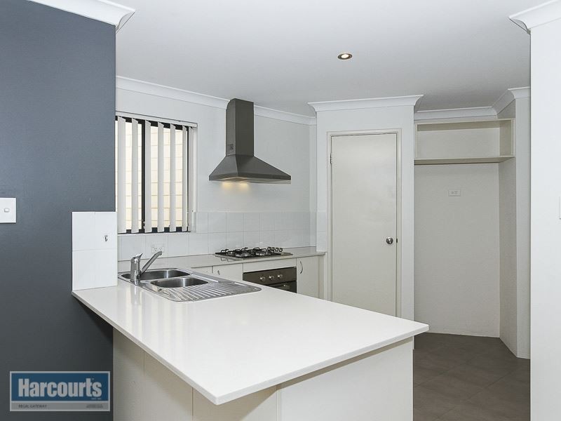 21 Lakey Street, Southern River WA 6110