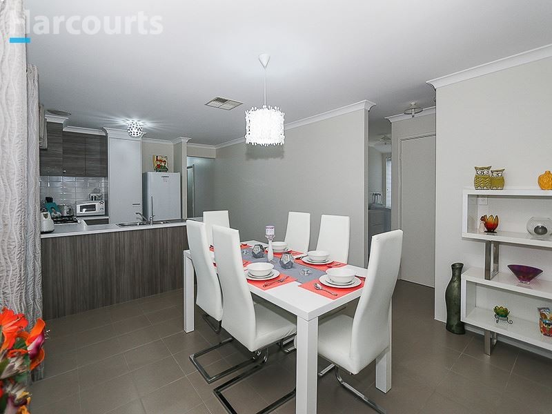 21 Essence Bend, Atwell WA 6164