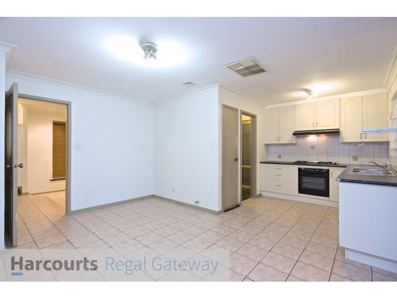 18 Hawke Pass, Bateman WA 6150