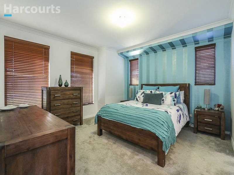 9 Gadsden Terrace, Success WA 6164