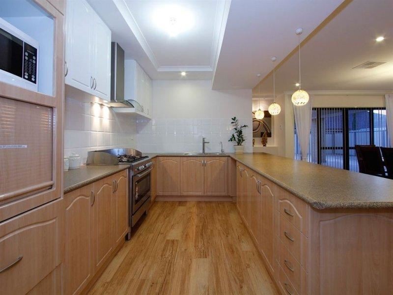 5 Araluen Bend, Aubin Grove WA 6164