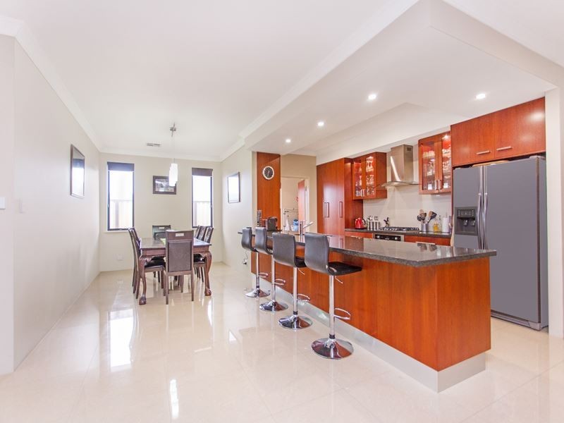 5 Aristata Parade, Aubin Grove WA 6164