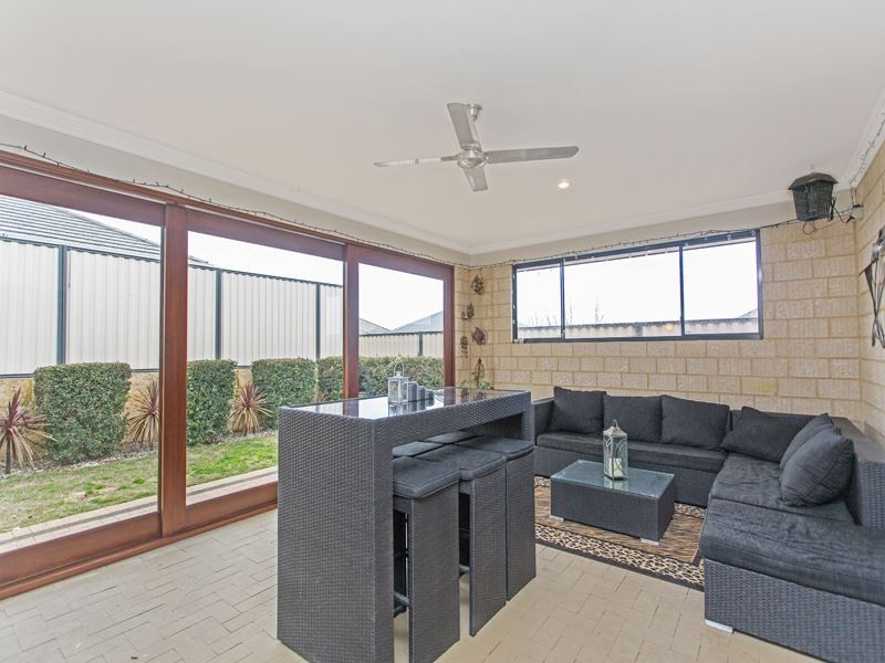 5 Aristata Parade, Aubin Grove WA 6164