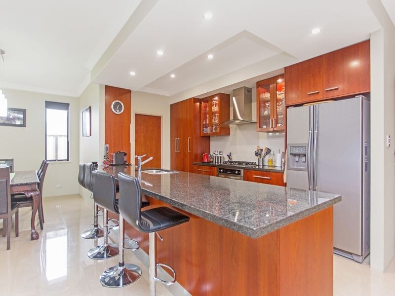 5 Aristata Parade, Aubin Grove WA 6164