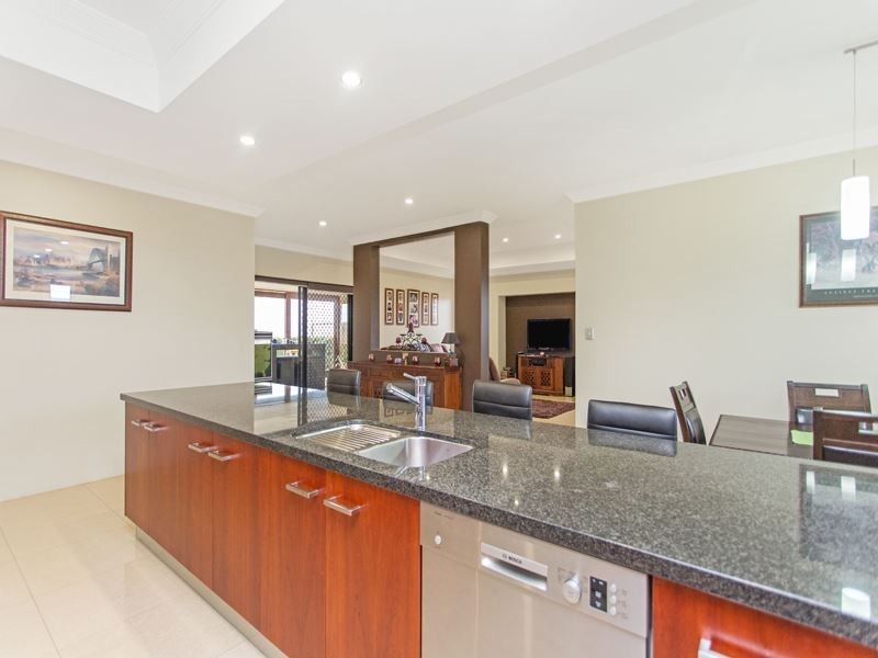 5 Aristata Parade, Aubin Grove WA 6164