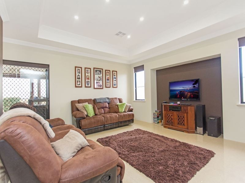5 Aristata Parade, Aubin Grove WA 6164