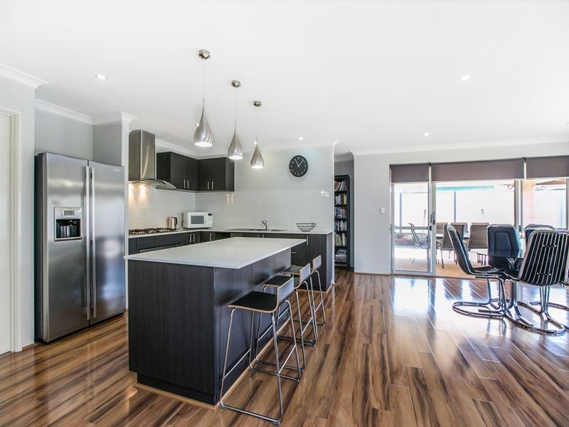 68 Camden Bvd, Aubin Grove WA 6164