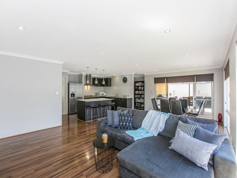 68 Camden Bvd, Aubin Grove WA 6164