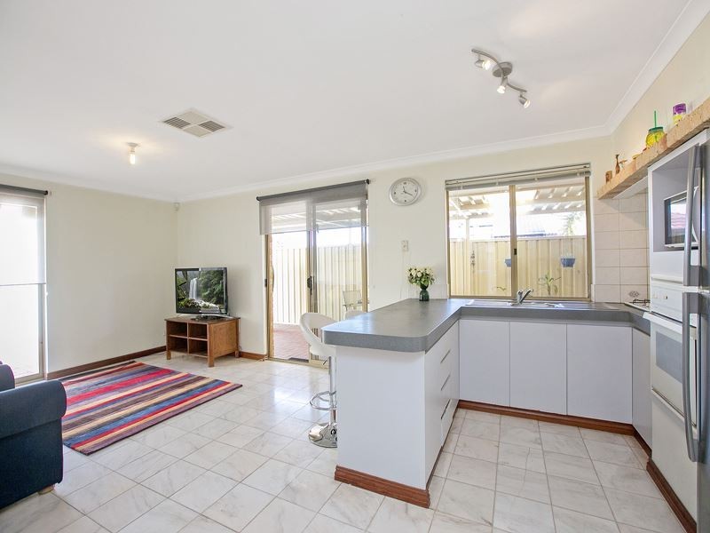 39 Ballard Mews, Success WA 6164