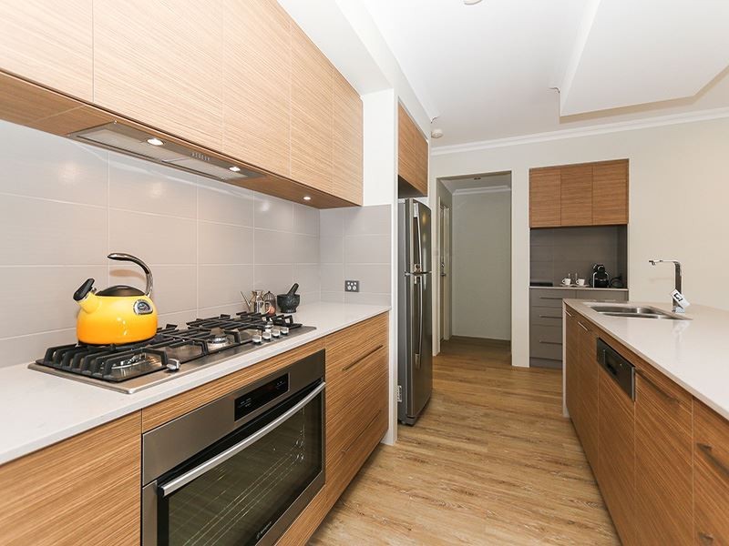 28 Lovage Street, Banjup WA 6164